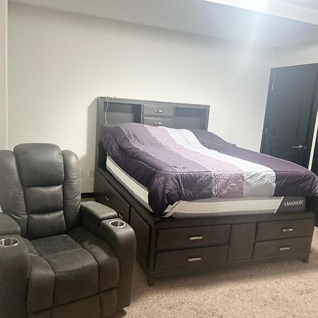 Bed And Breakfast In The Lake View Penthouse Κλίβελαντ Εξωτερικό φωτογραφία
