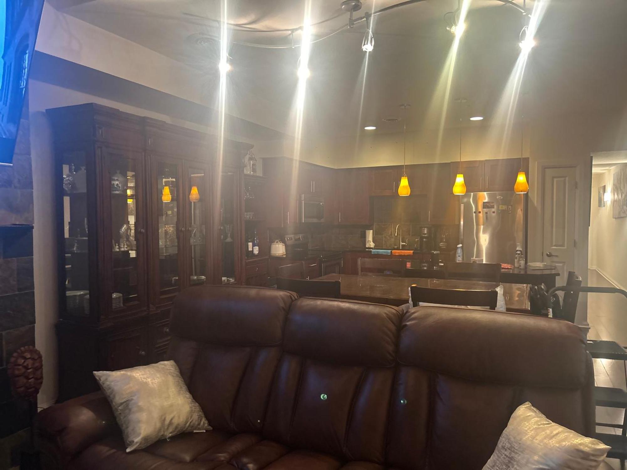 Bed And Breakfast In The Lake View Penthouse Κλίβελαντ Εξωτερικό φωτογραφία