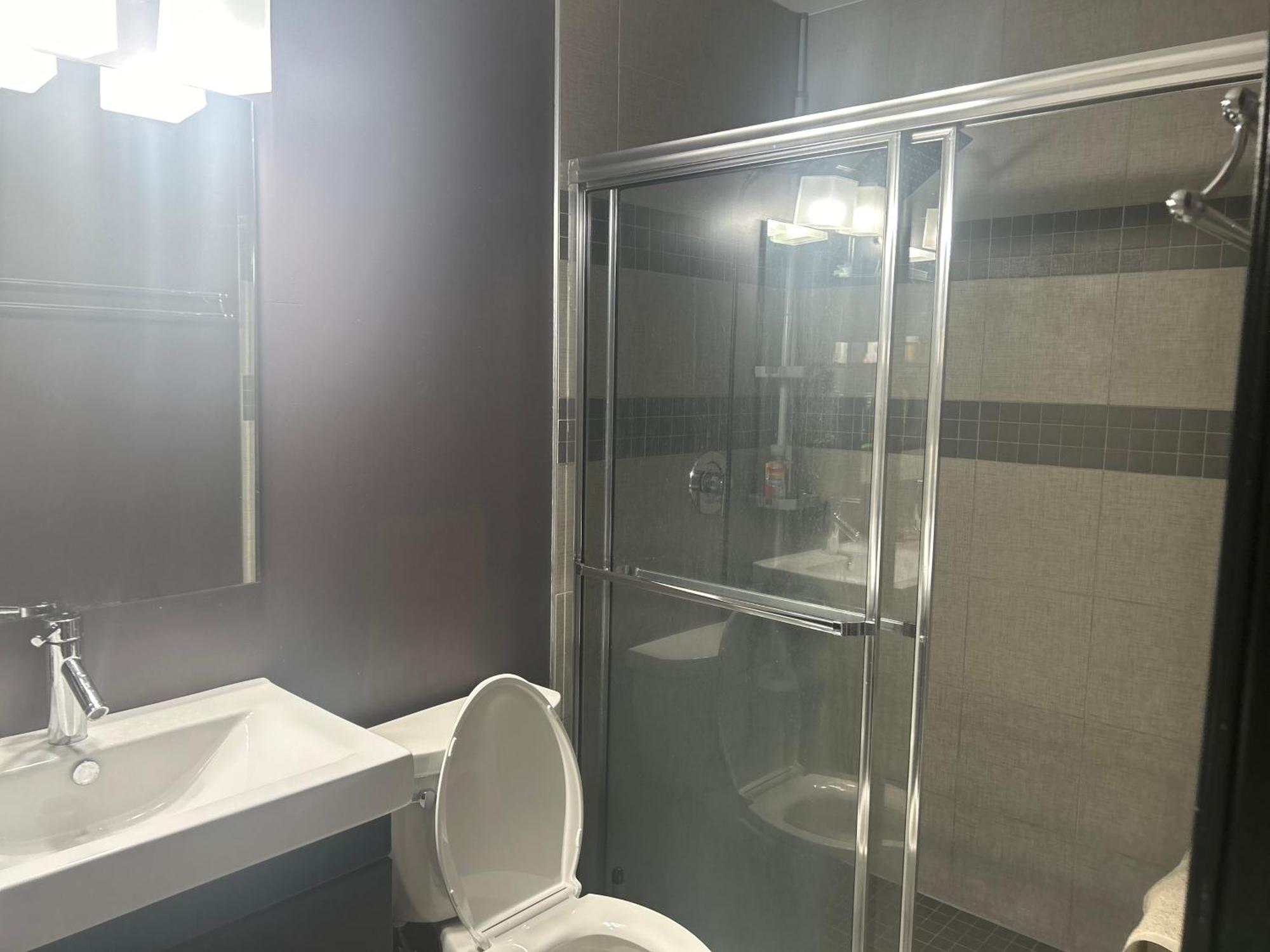 Bed And Breakfast In The Lake View Penthouse Κλίβελαντ Εξωτερικό φωτογραφία