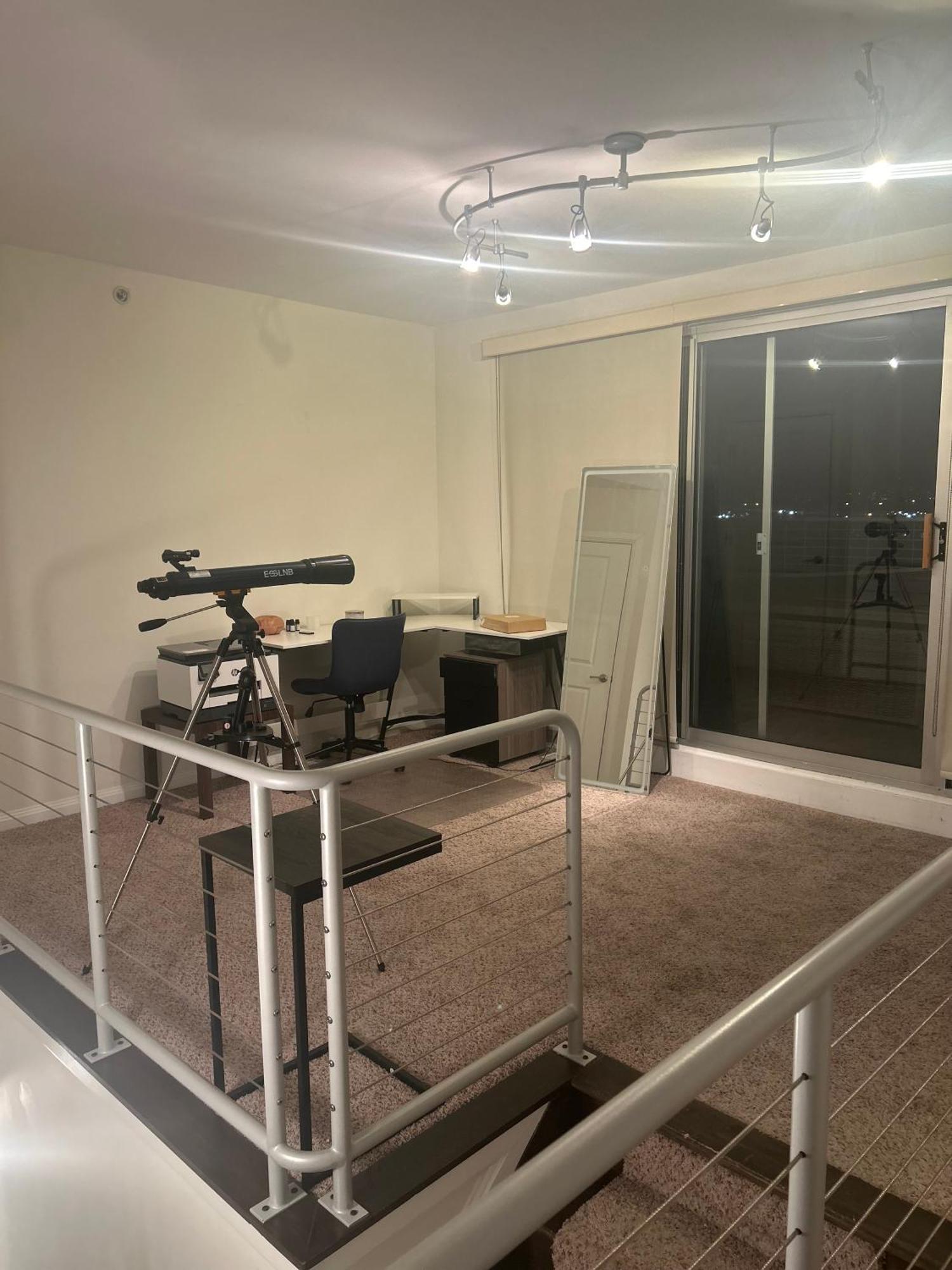 Bed And Breakfast In The Lake View Penthouse Κλίβελαντ Εξωτερικό φωτογραφία